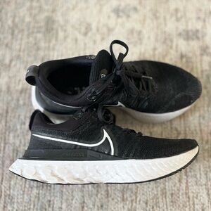 Nike React Infinity Flyknit Sneakers